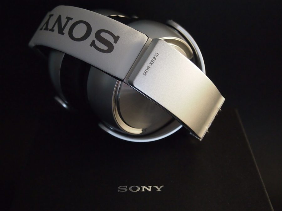 Sony MDR-XB910