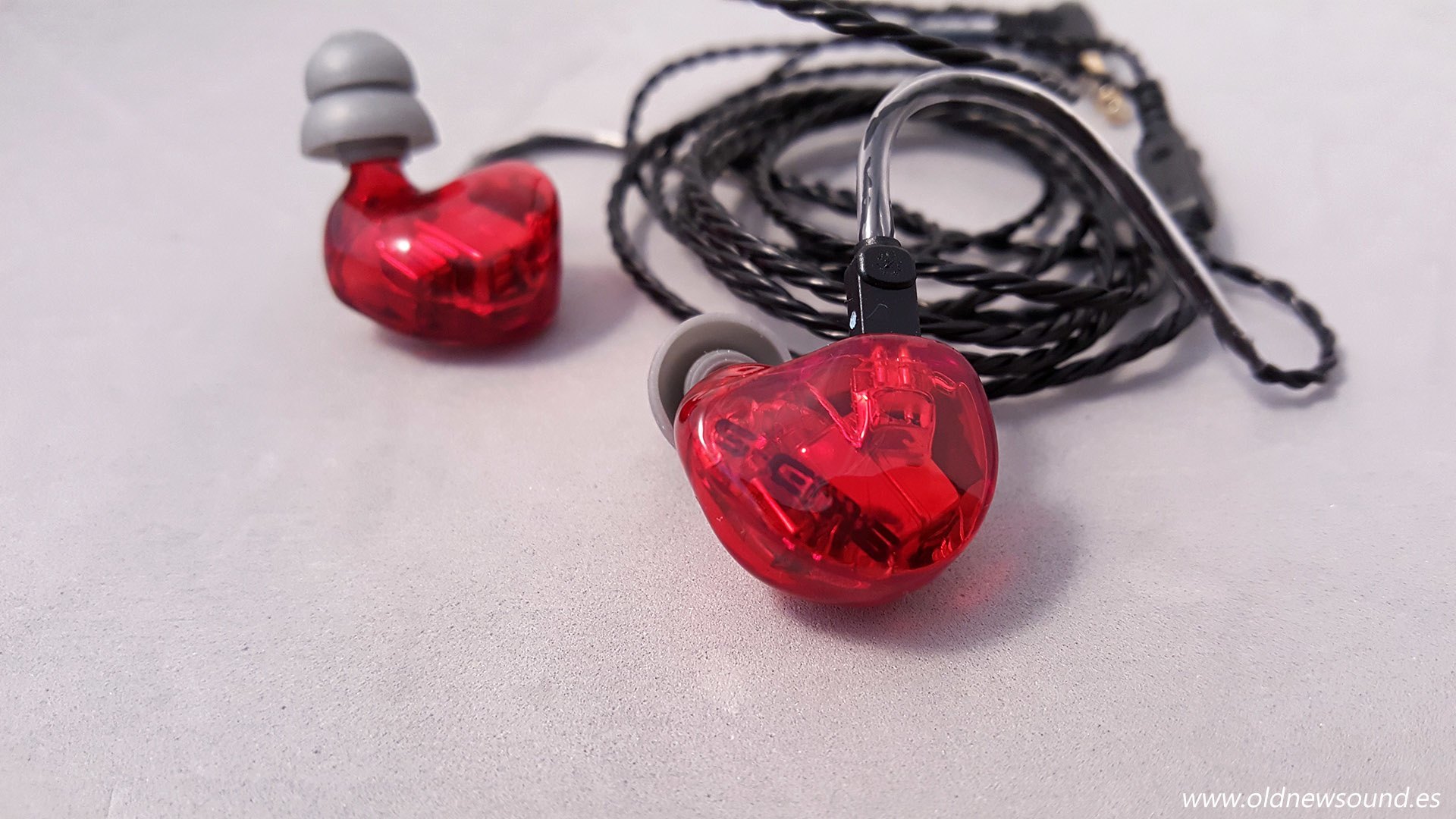 Earsonics S-EM6